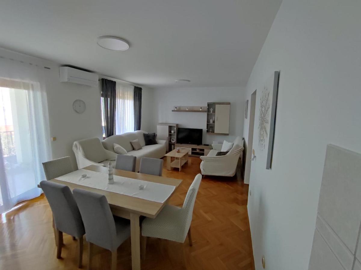 House Silva Apartment Podstrana Luaran gambar